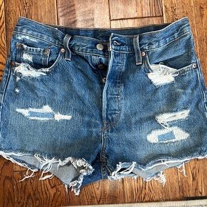 Levi 501 High Rise shorts- 29